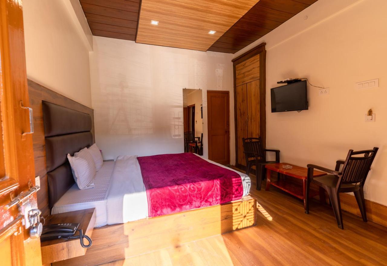 Hotel Woodland Nainital Esterno foto