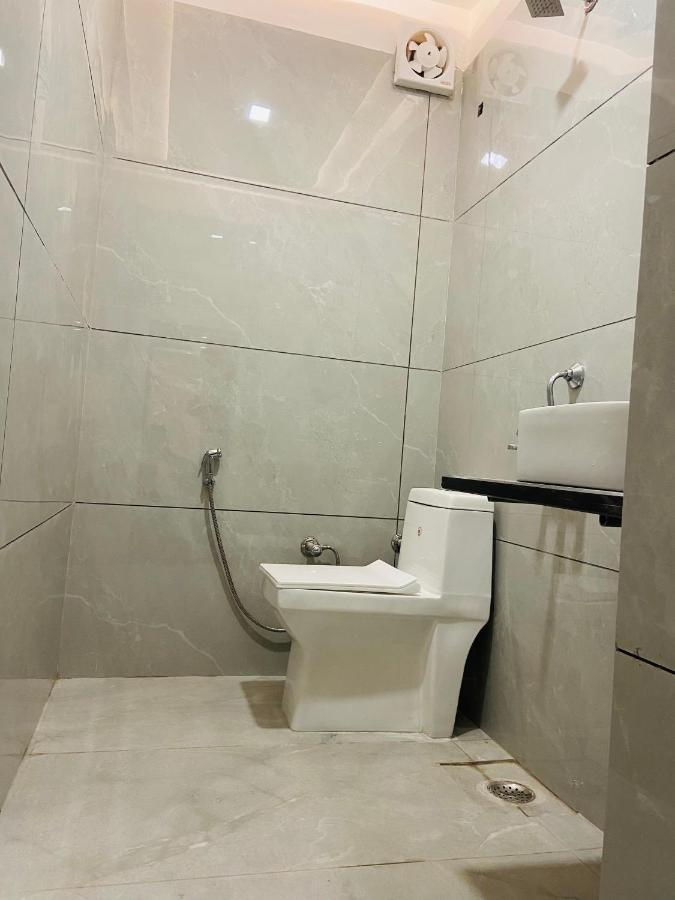Hotel Woodland Nainital Esterno foto
